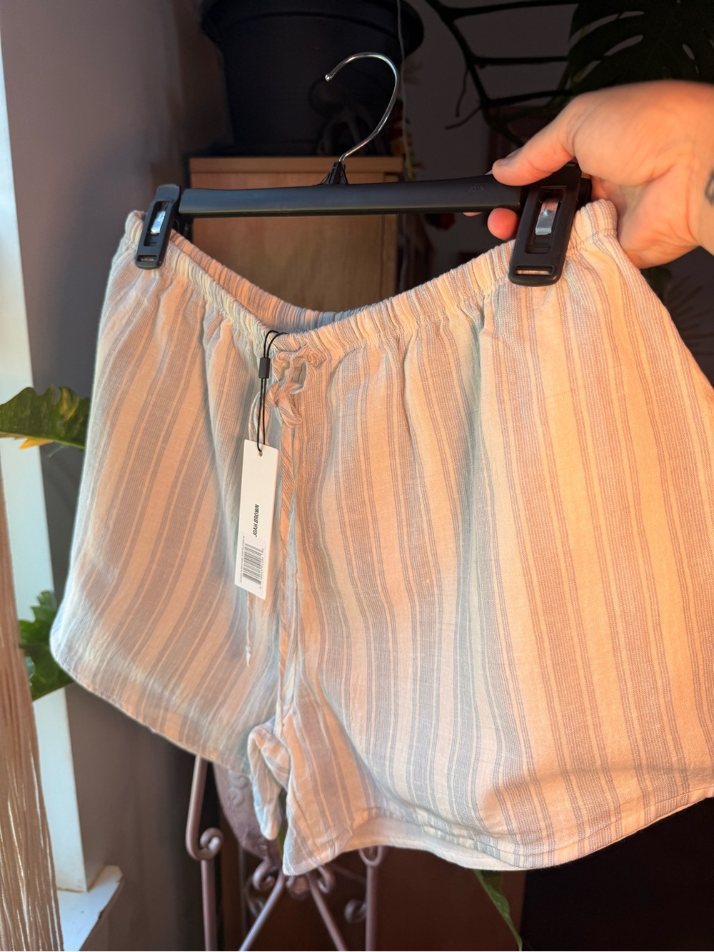 Joah Brown NWT Relaxed Everyday Short Natural White & Blue Stripe Gauze - Picture 14 of 16